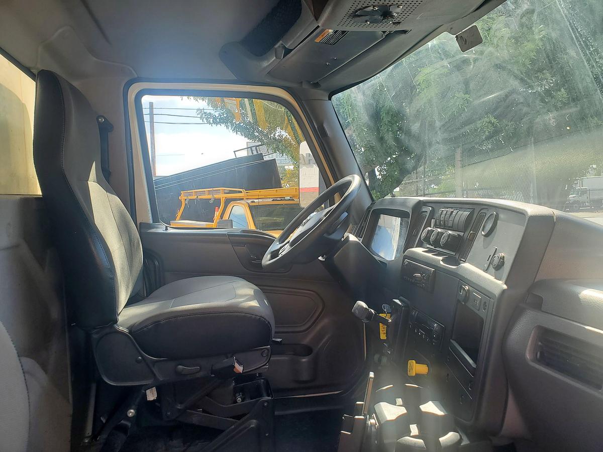 Used 2019 International 4300 22' Reefer