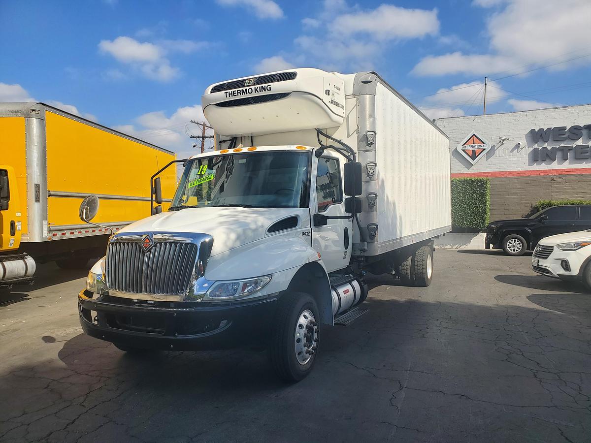 Used 2019 International 4300 22' Reefer