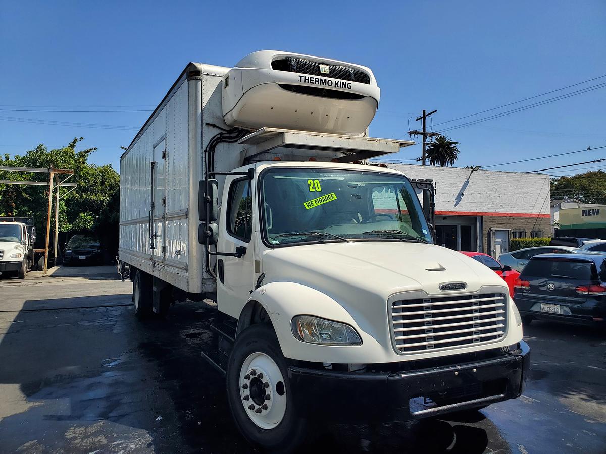 Used 2020 Freightliner M2 26 Foot Refrigerated Truck