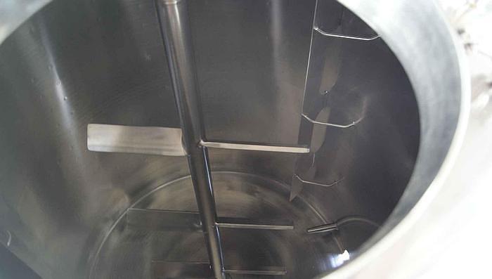 Stainless steel 500 USG pressure wall processor