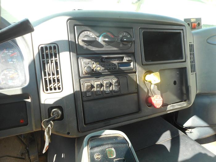 Used 2007 International 7600