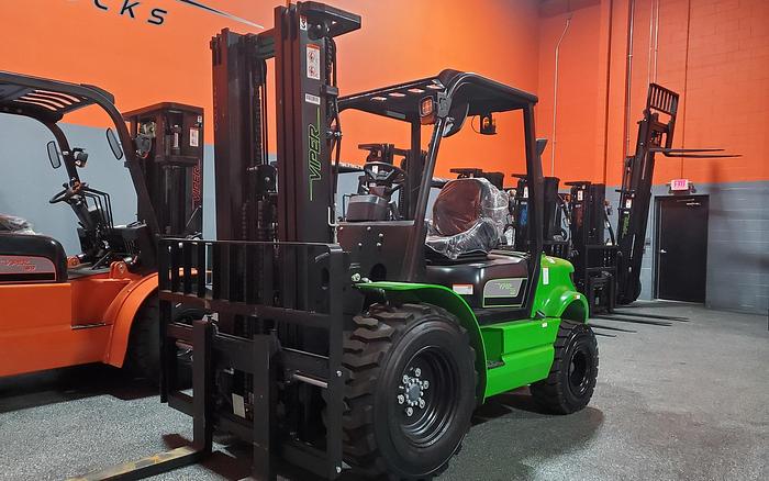 2023 Viper RTD35 Rough Terrain Forklift