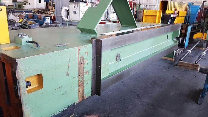 D'occasion Tour vertical CN Pietro CARNAGHI AC 20