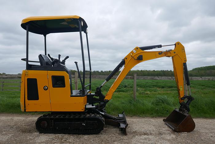 Used 2018 JCB 15C-1