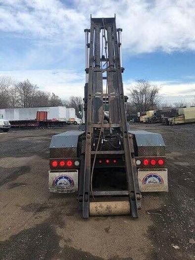 Used 2010 MRU 688S MACK ROLL-OFF