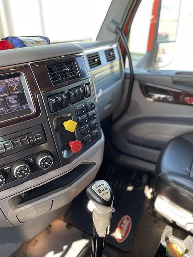 Used 2015 PETERBILT 567 SMALL BUNK HEAVY SPEC 6X4