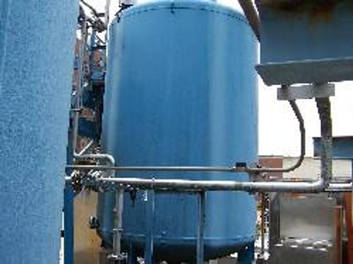 Used Glasscote approximately 2500 gallon vertical glass lined tank