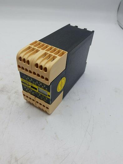 Used Jokab ABB Safety Pluto S20 Safety PLC , Programmable Safety Controller 20-070-05