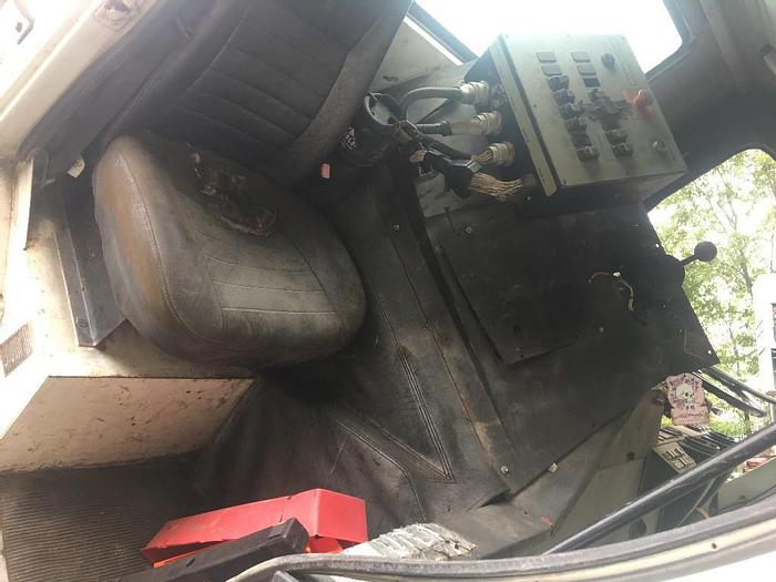 Used 2000 Mack MR688S