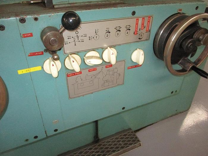 Used 11.6" X 39.4", TOS, BU28-1000, CYLINDRICAL GRINDER