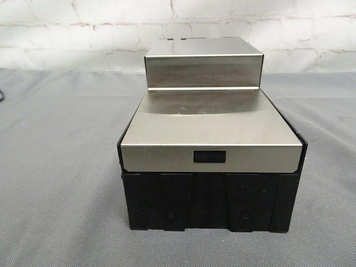 Used Agilent Technologies 4 Channel  Degasser Unit G1311-60070 *Parts/Repair* #2