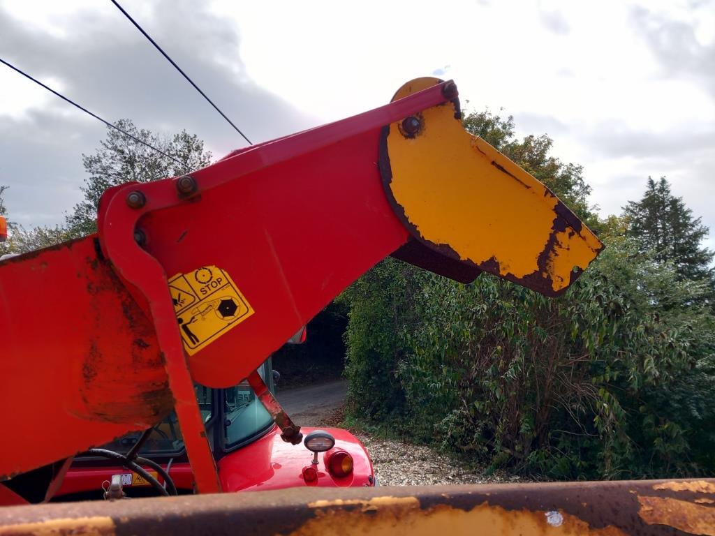 Used Teagle Tomahawk 8080 Straw Chopper