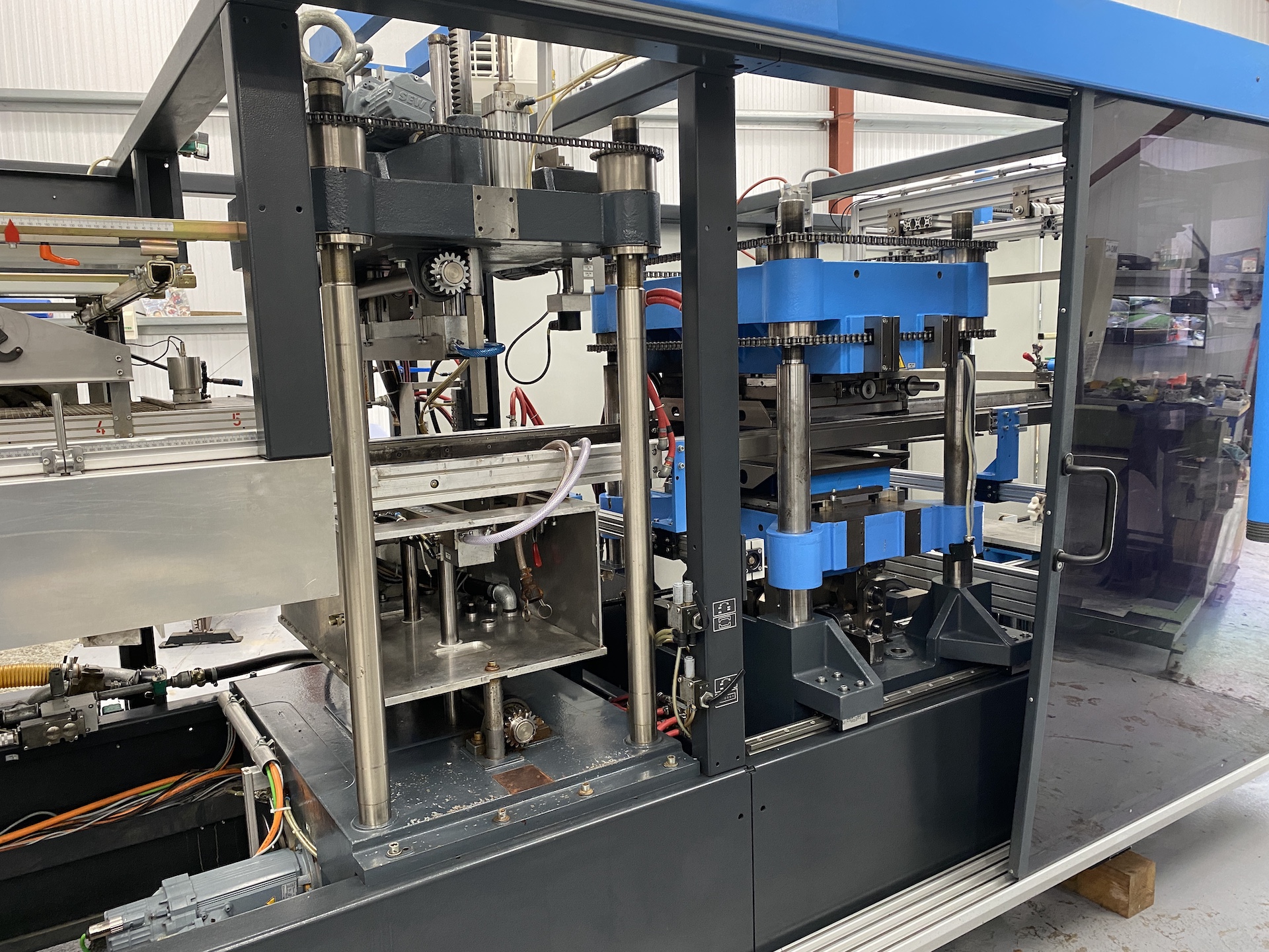 Used 2005 Kiefel KMV 50D