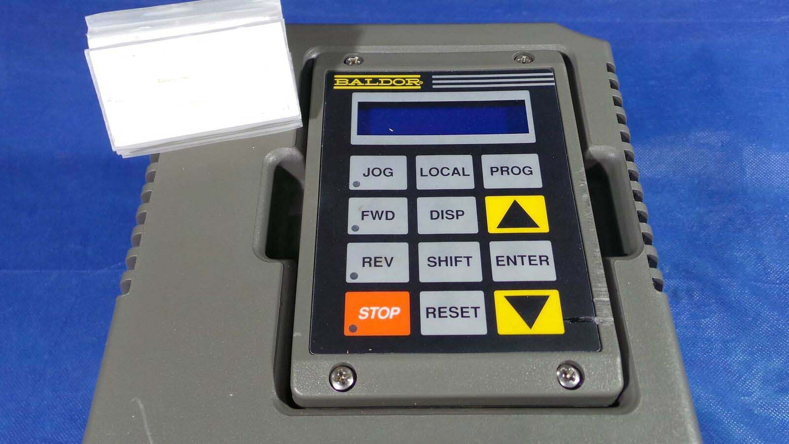 Used Baldor DZ18H201-E Controller, DZ18H201-E / Vector Drive / 230v / 3 HP / 50~60Hz /