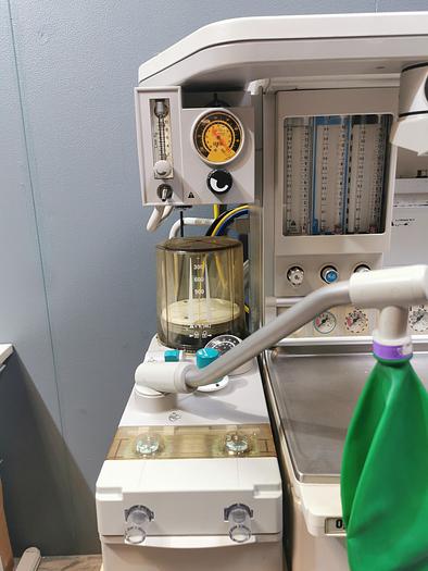 Gebraucht Anästhesie Gerät. Datex. Ohmeda. Aestiva 5. 0809