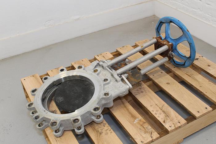 Used True Line 10" Hand Operated Knife Gate Valve #44007