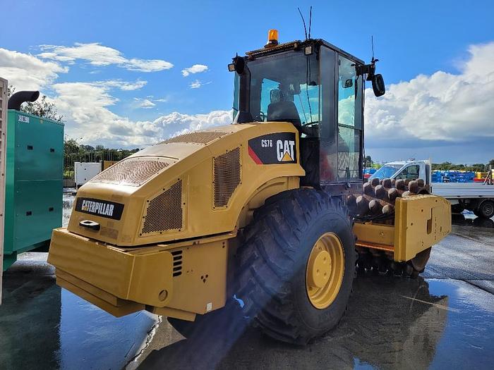 Used 2010 CAT CP76