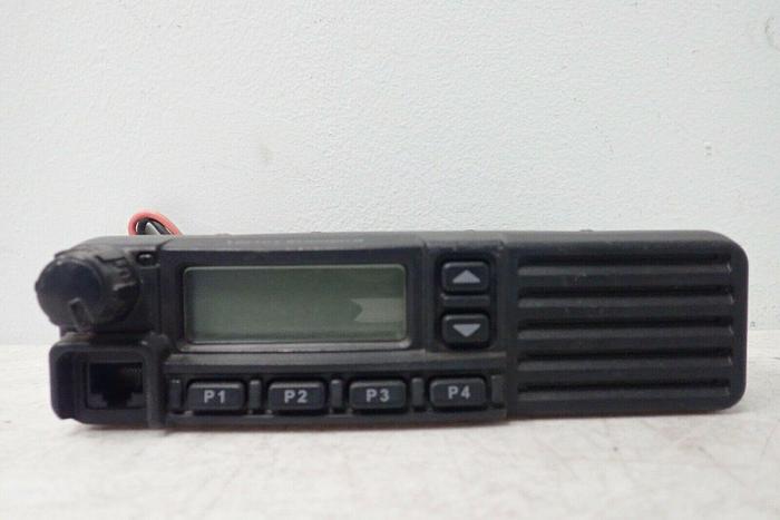 Used Vertex Standard Co. VX-2200-G7-45 UHF Two Way Radio