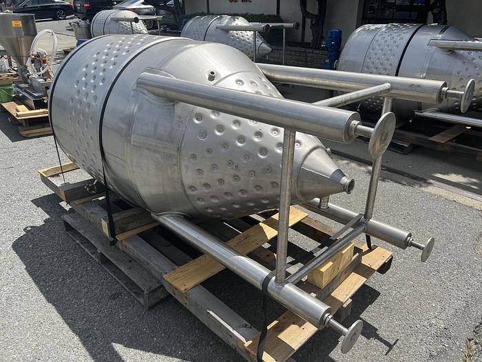 Used Tank, 132 Gallon, 500 Liter, S/St, Jkt, Agit, Cone Bottom #S744577