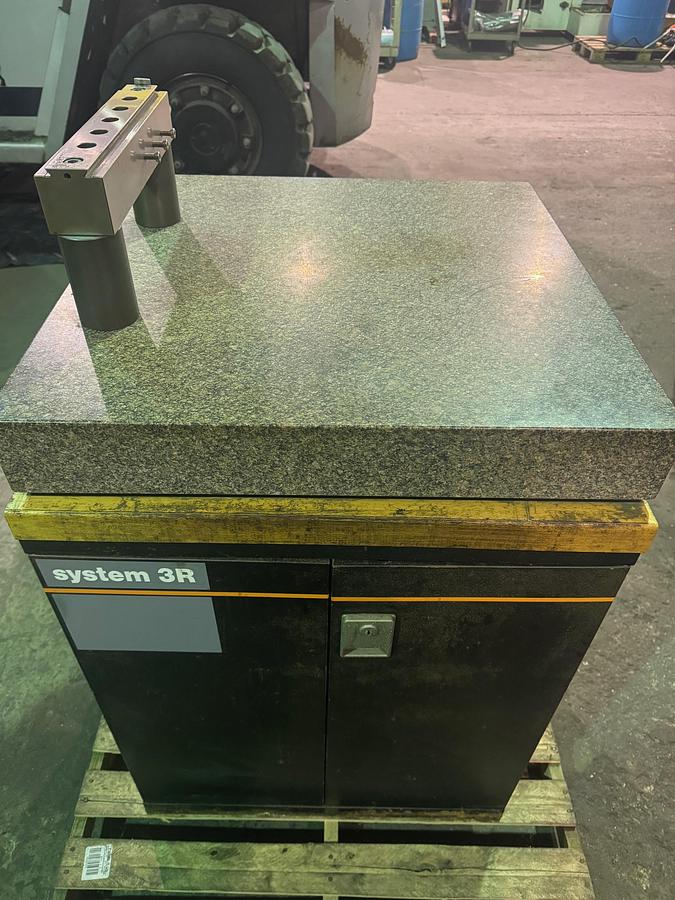 Used 3R Tool Cabinet with Granite Top
