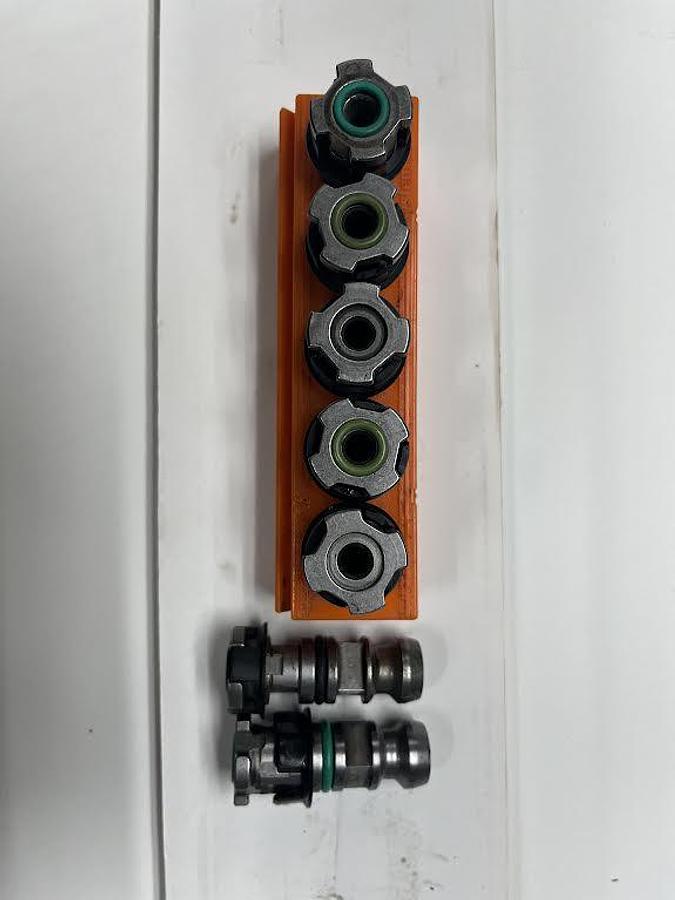 Used System 3R Macro Pull Studs