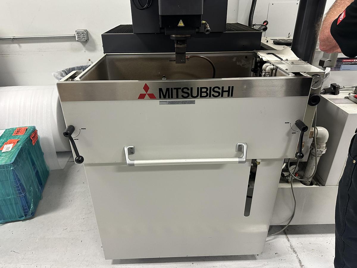 Used 2011 Mitsubishi EA8M