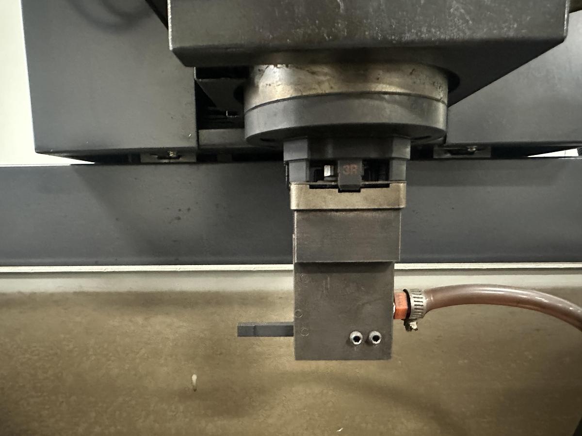 Used 2011 Mitsubishi EA8 Sinker EDM