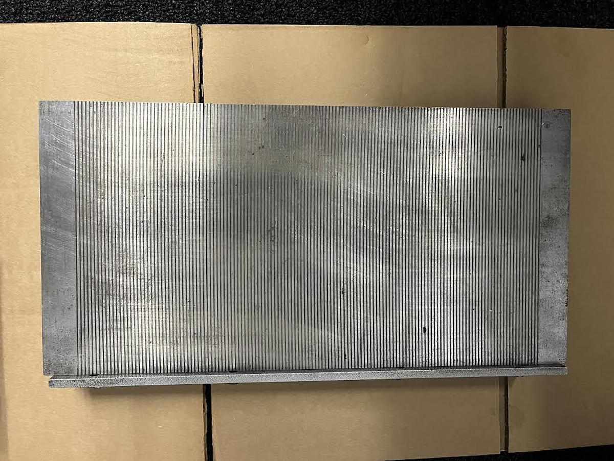 Used Kanetsu Magnetic Chuck KRTW2040A