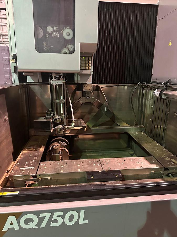 Used 2005 Sodick AQ750L/LQ33W Wire EDM
