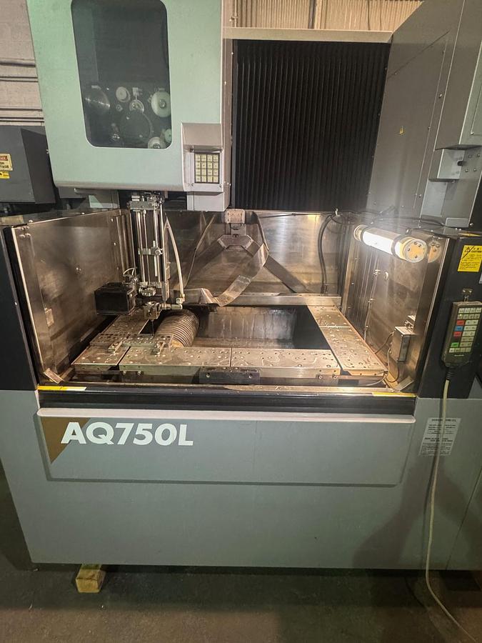 Used 2005 Sodick AQ750L/LQ33W Wire EDM