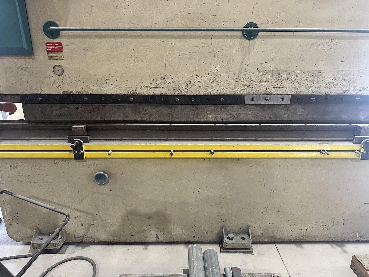 Used 1997 DURMAHAP 37200 Press Brake