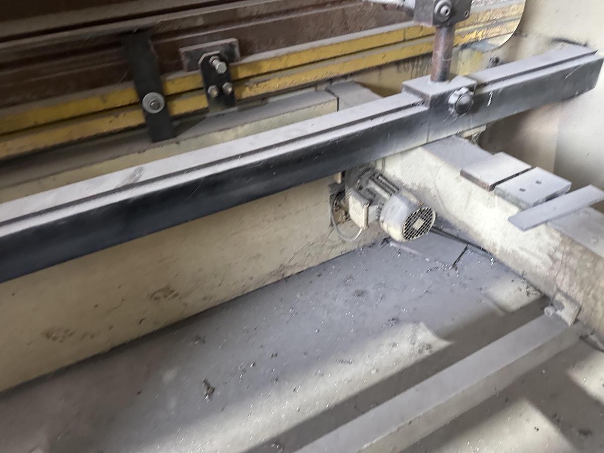 Used 1997 DURMAHAP 37200 Press Brake