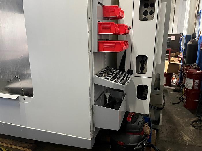 Used Haas VF-8D/40 Vertical Machining Center