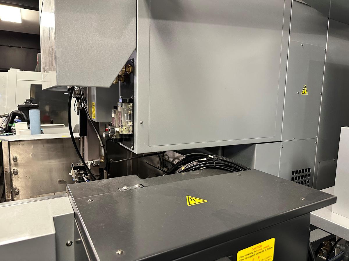 Used 2021 Sodick VL400Q/LN2W Wire EDM