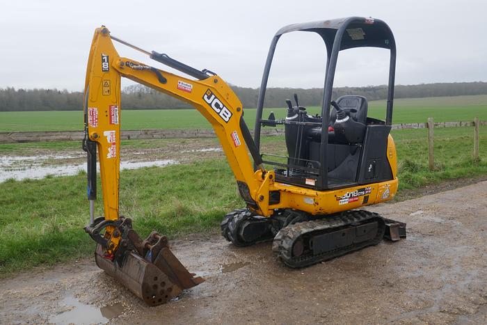 Used 2016 JCB 8018 CTS