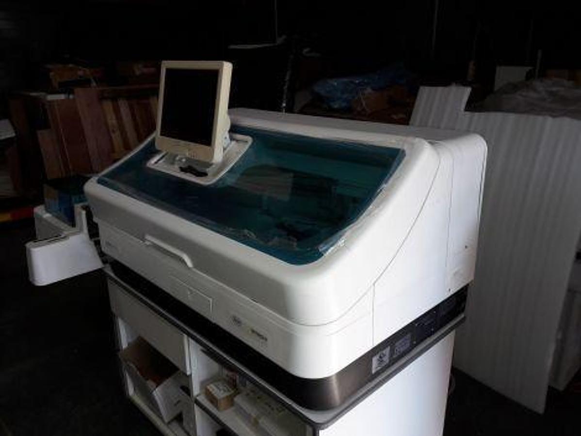 Usado ROCHE DIAGNOSTICS COBAS E411 RACK