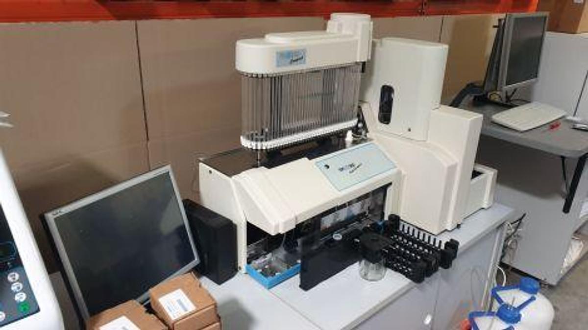 Usado STARRSED ESRI 10 9002 Analizador de hematología
