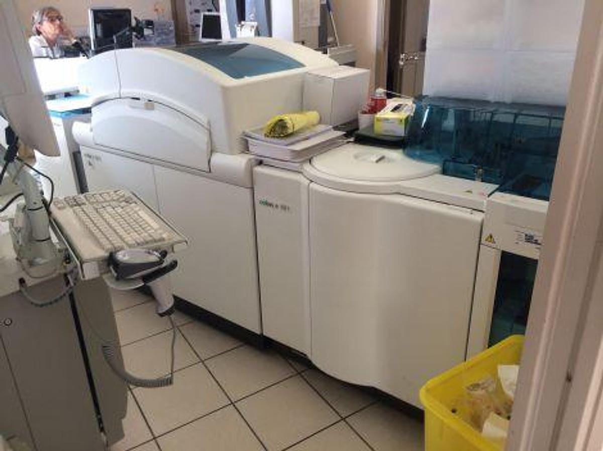 Usado A la venta ROCHE COBAS 6000 CE
