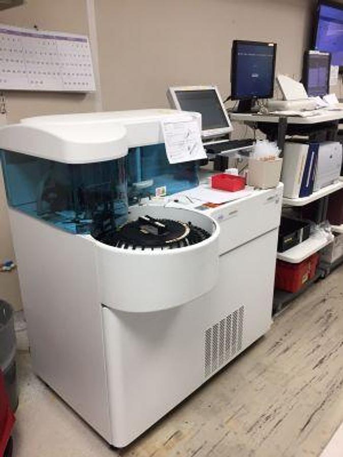 D'occasion A Vendre ROCHE/COBAS C311 Chemistry Analyzer