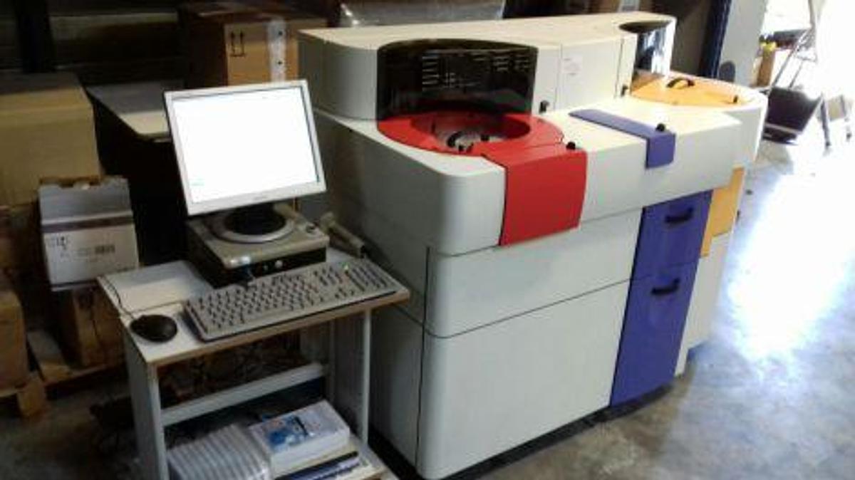 Gebraucht <span>À vendre</span> THERMO KONELAB 60i Chemistry Analyzer