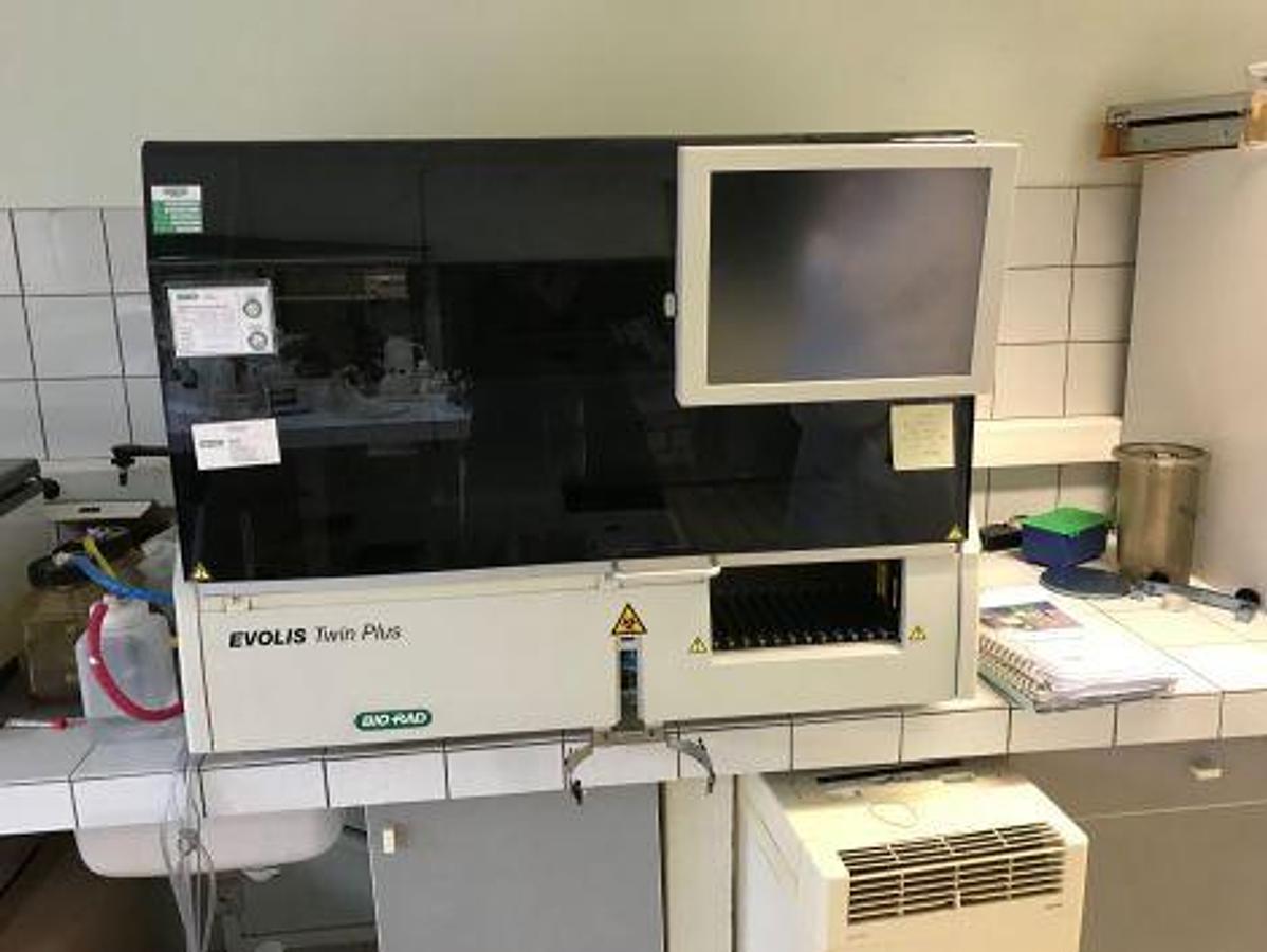 Usado BIO-RAD Evolis Twin Plus analyzer