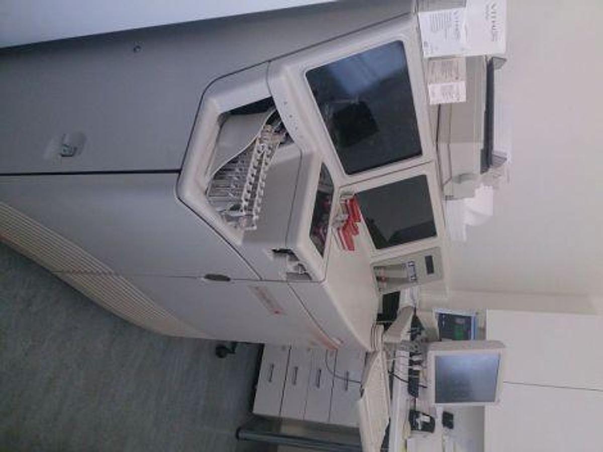 Gebraucht <span>À vendre</span> ORTHO-CLINICAL DIAGNOSTICS VITROS 350 Chemistry Analyzer