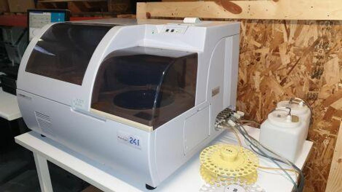 Used For Sale TOKYO BOEKI 24i Chemistry Analyzer