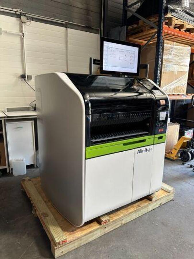 Usado ABBOTT Alinity C Chemistry Analyzer