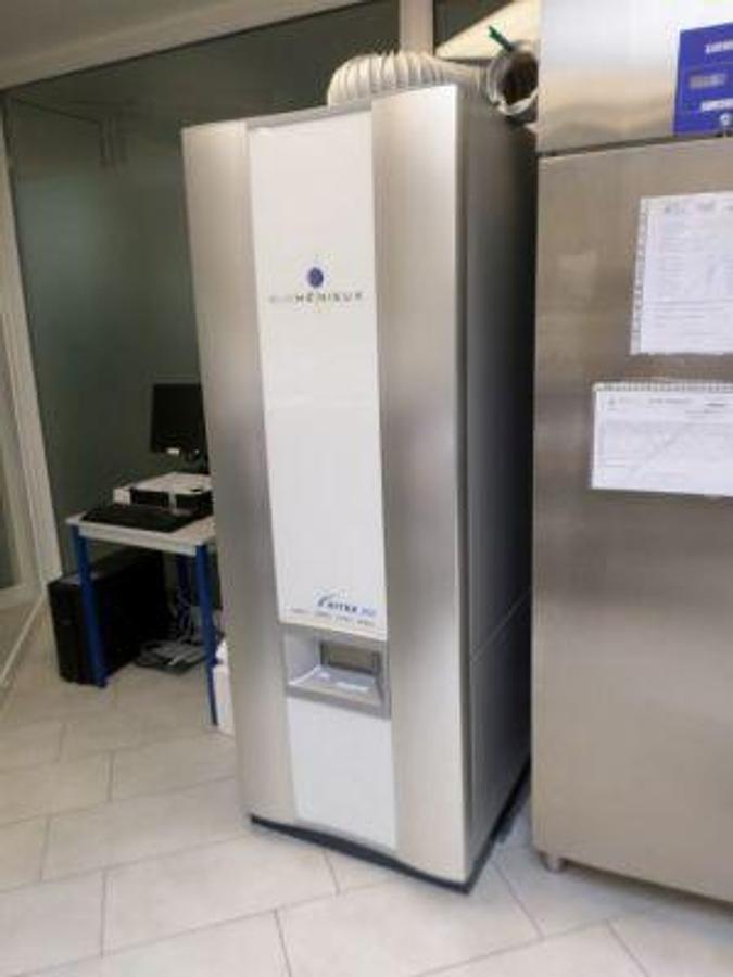 D'occasion A Vendre BIOMERIEUX Vitek MS Mass Spectrometer Vitek MS