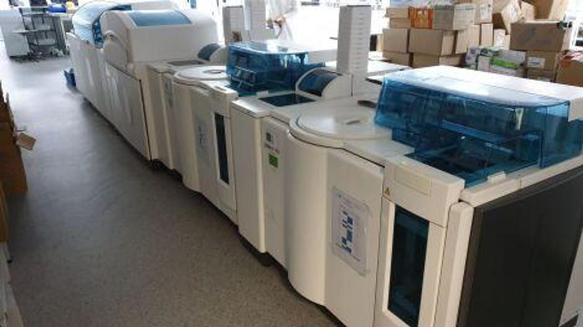Used For Sale ROCHE COBAS  8000