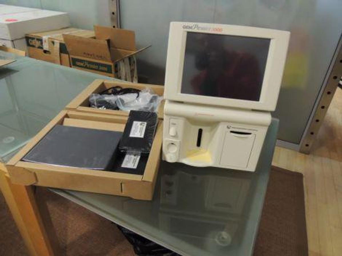 Usado TERMÓMETRO DE LABORATORIO INSTRUMENTACIÓN GEM Premier 4000 Analizador de gases en sangre