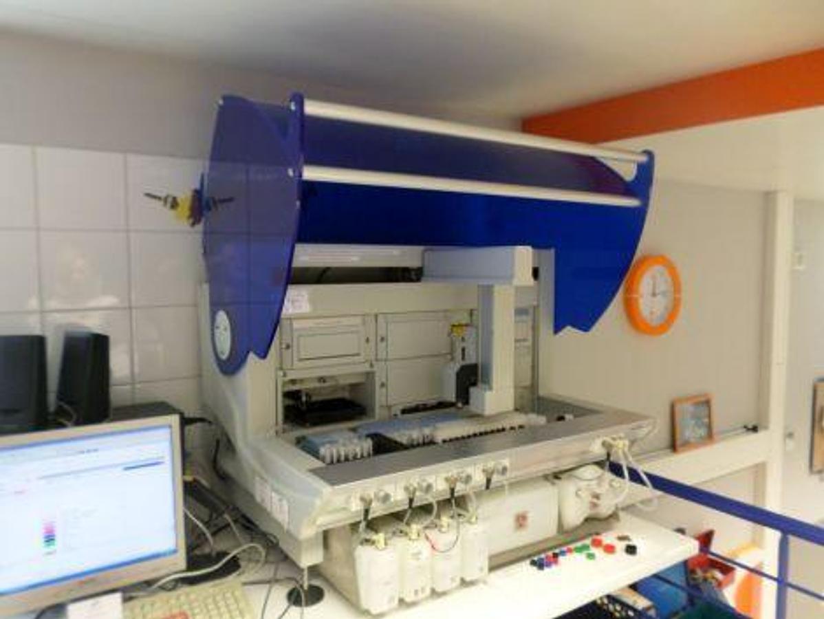 Usado DYNEX DSX Elisa Analyzer