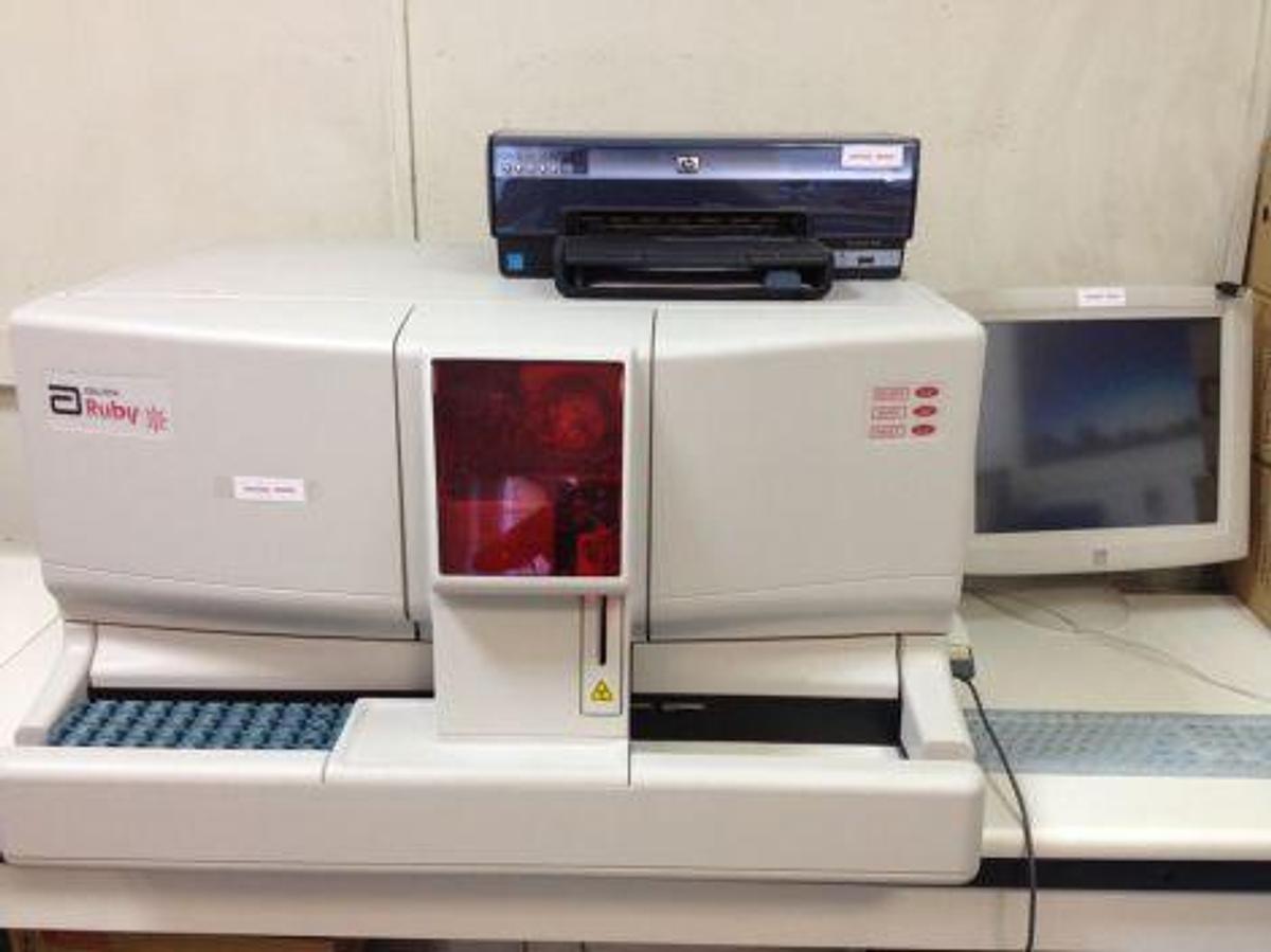 Gebraucht ABBOTT LABS Cell Dyn Ruby Hämatologie-Analysator