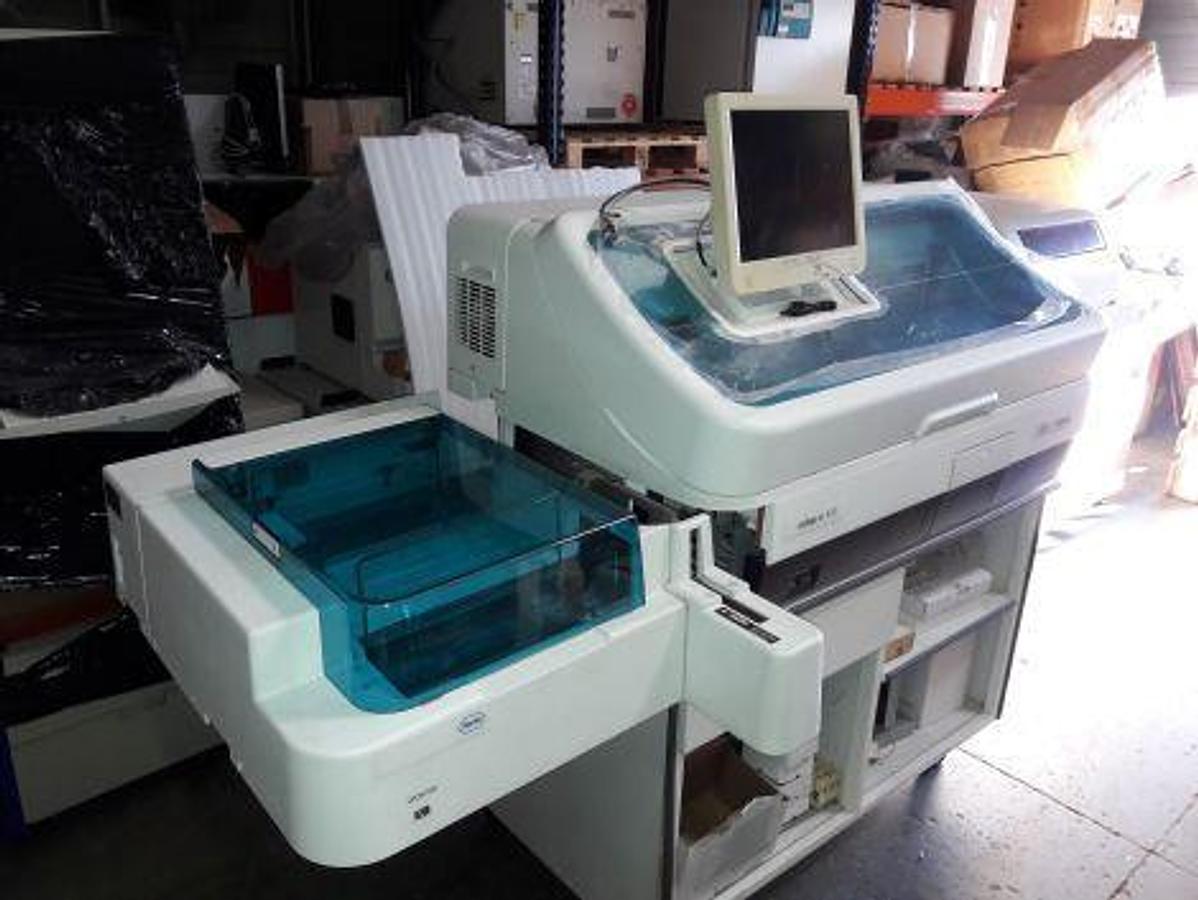 Usado ROCHE DIAGNOSTICS COBAS E411 RACK